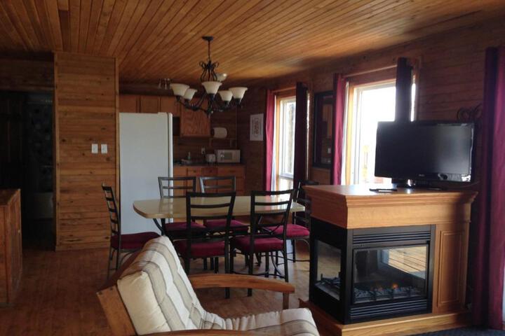 Merland Park Cottages and Motel