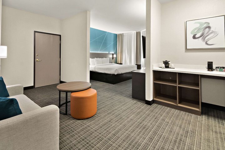 Room 15 of 35