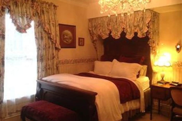 Room 21 of 71