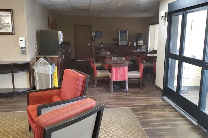 Cambridge Inn by Capital O near I-70 / I-77