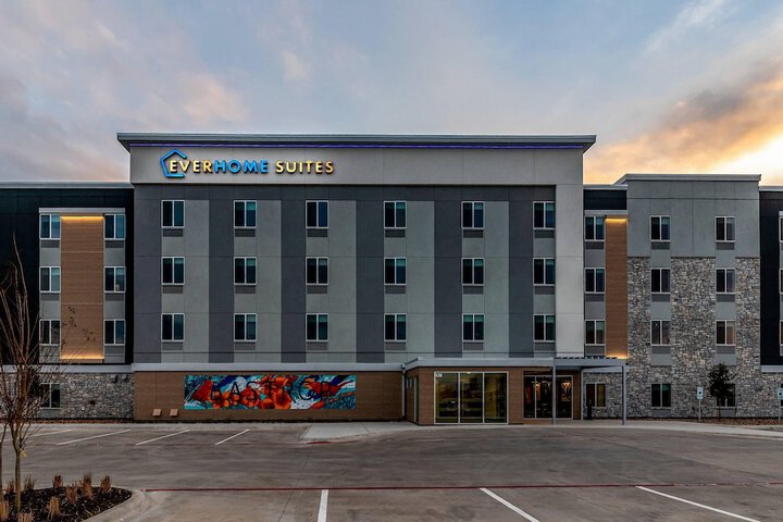 Everhome Suites Bastrop by Choice Hotels