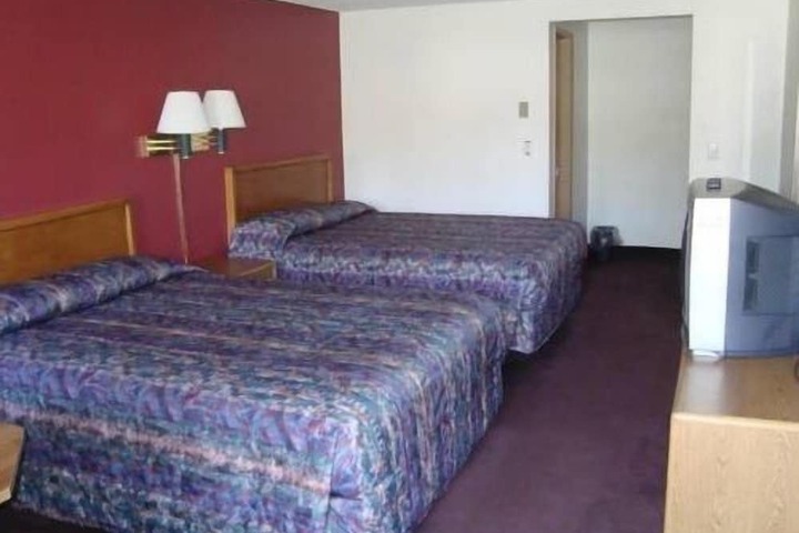 Room 17 of 18