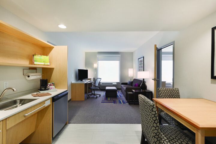 Home2 Suites by Hilton Austin North / Near the Domain