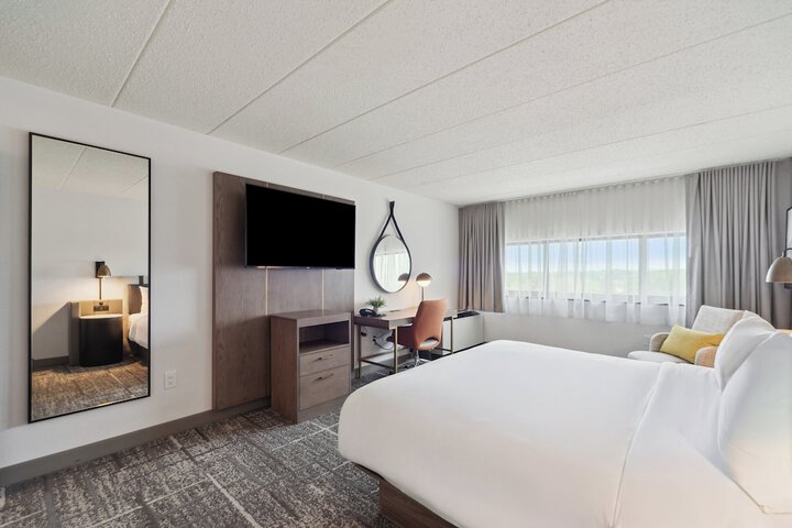 Crowne Plaza Lansing by IHG