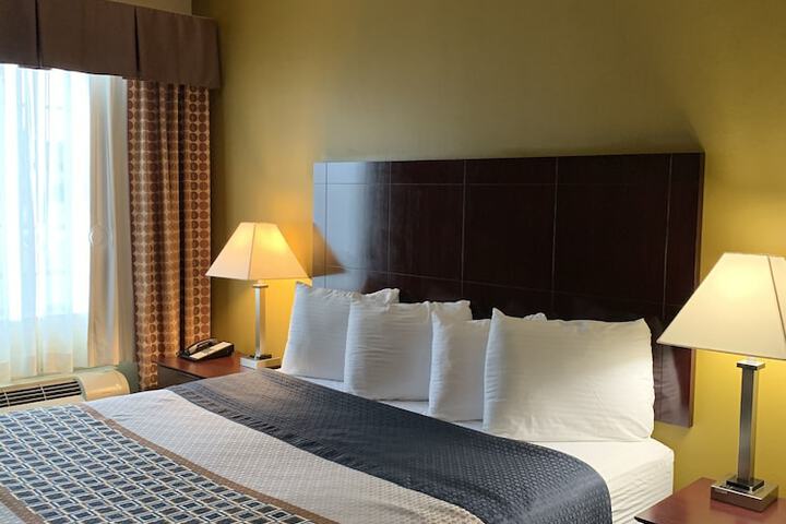 Room 50 of 74