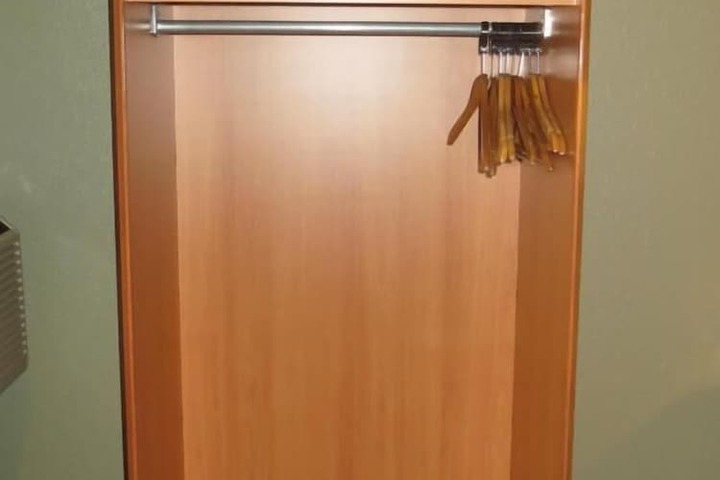 Room 11 of 44