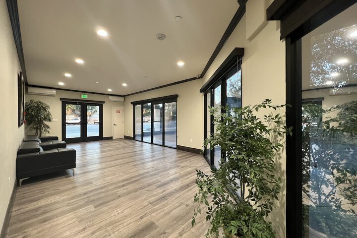 Aspire Inn & Suites Orange