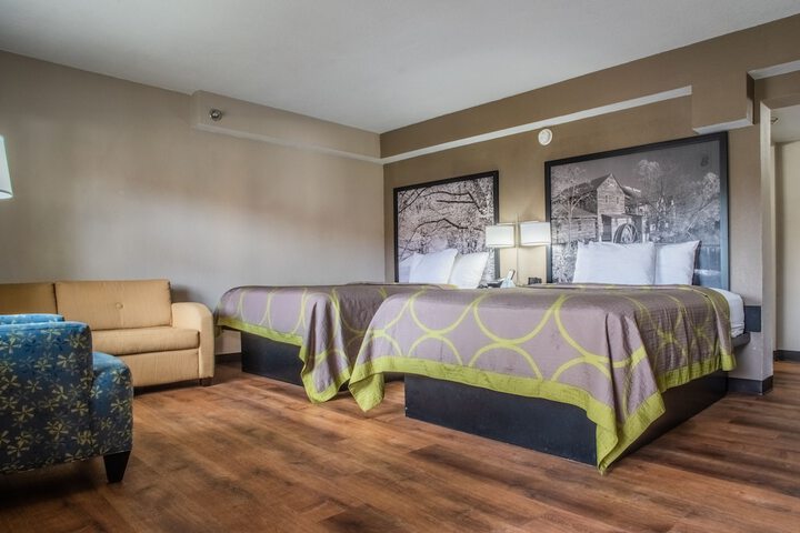 Room 20 of 35