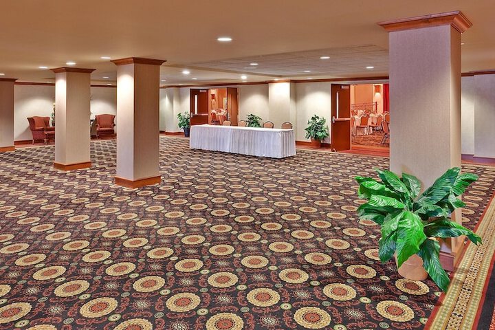 Hotel Interior 6 of 35