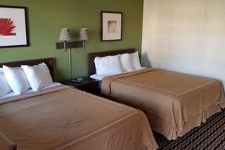 Hanover Hotel & Banquet Center