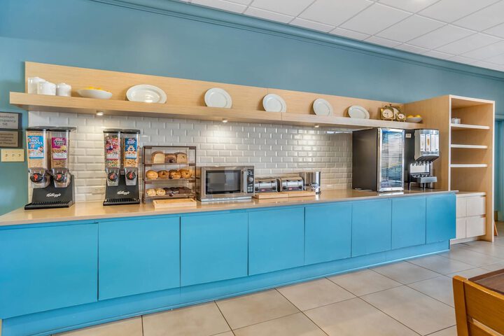 Country Inn & Suites by Radisson Metairie (New Orleans), LA