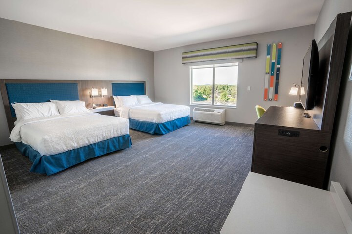 Room 7 of 43