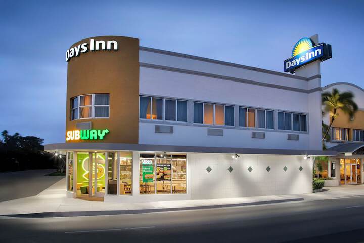Hotel 6 of 42