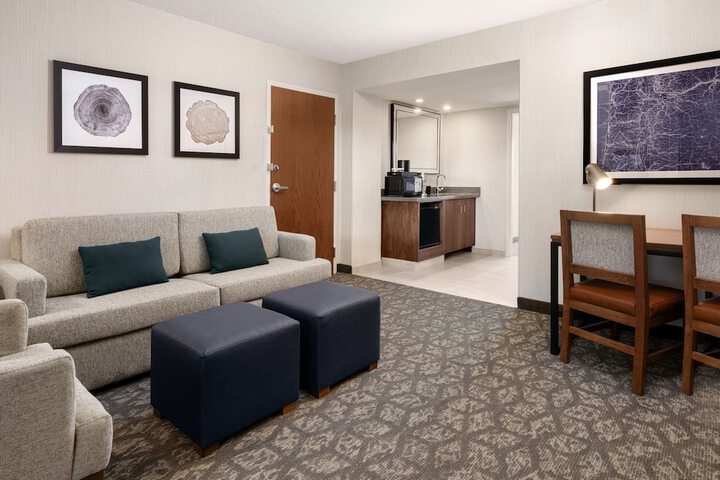 Room 13 of 51