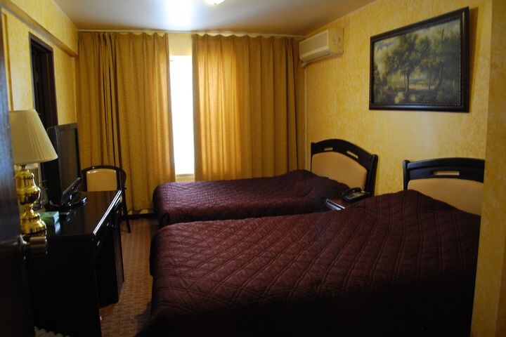 Room 34 of 37