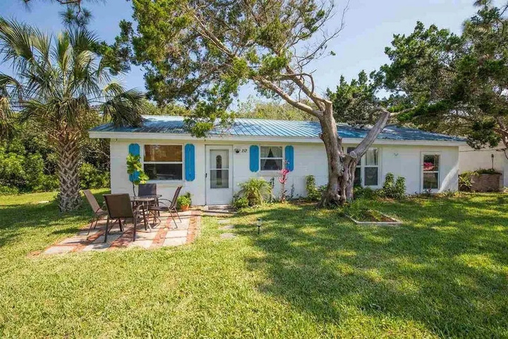 Palmetto Retreat 2 / 2 Free Activities! & Wifi Beach Nearby