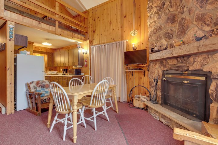 buckhorn - Slopeside Iron River Cabin w / Sauna