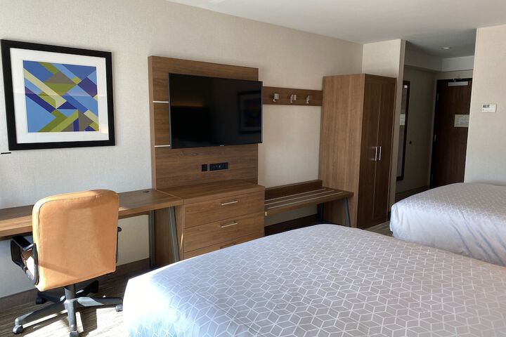 Room 21 of 50