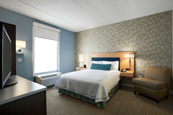 Room 21 of 34