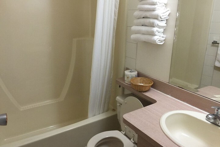 Room 19 of 21