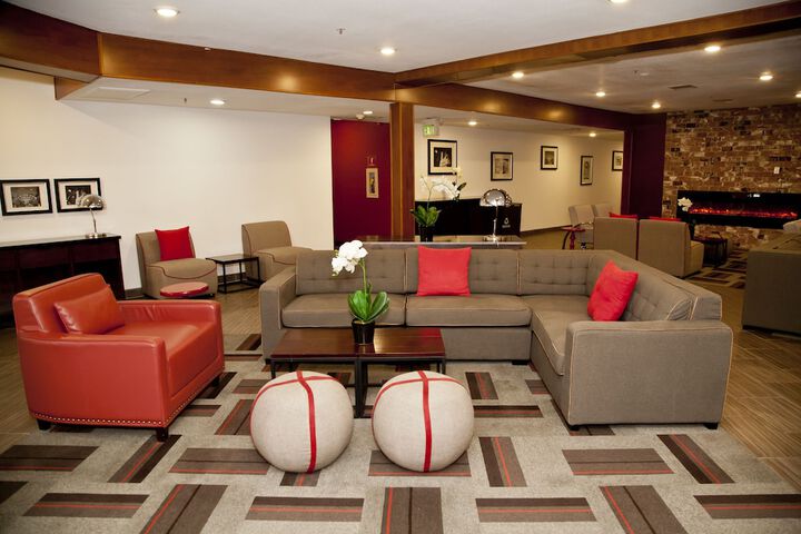 Hotel Interior 6 of 36