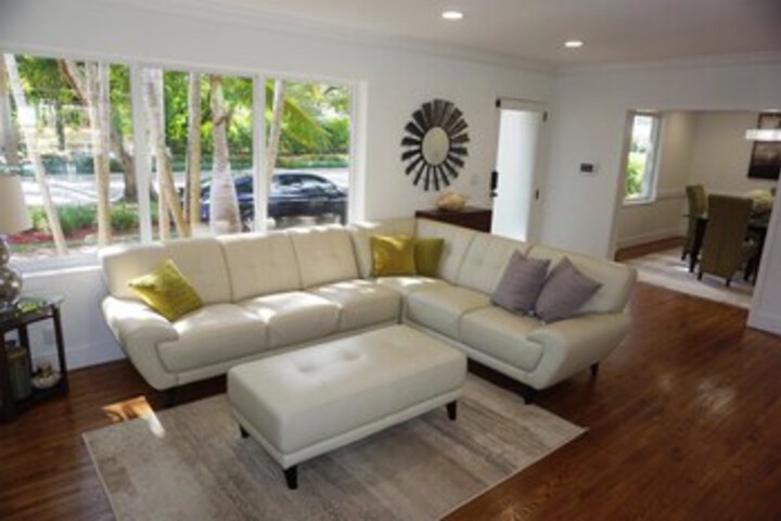 Luxe Miami Shores Home With Pool & BBQ