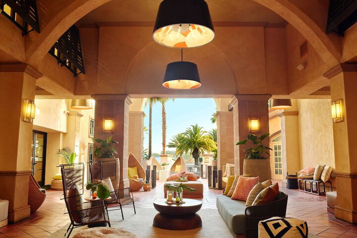 Hotel Interior 11 of 127