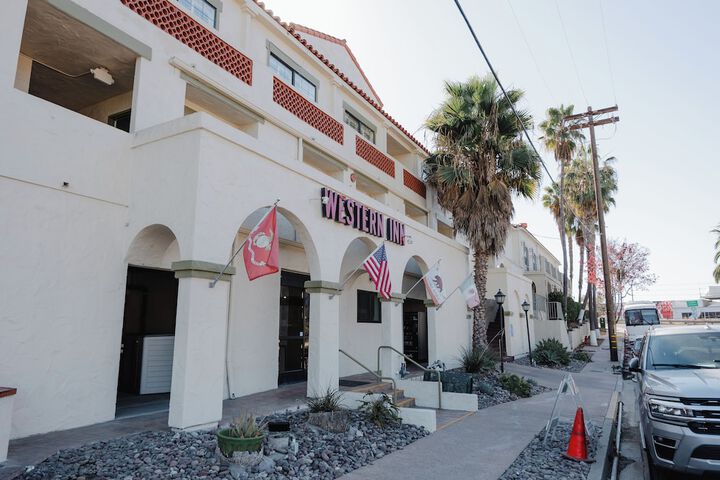 Hotel 7 of 40