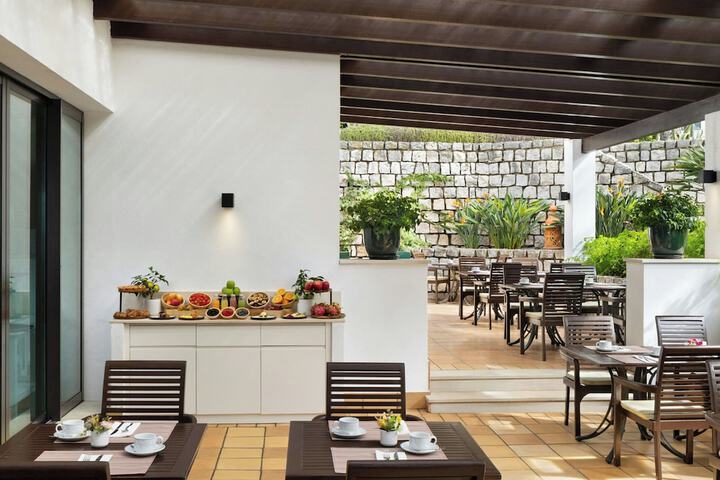 Pine Cliffs Ocean Suites a Luxury Collection Resort & Spa