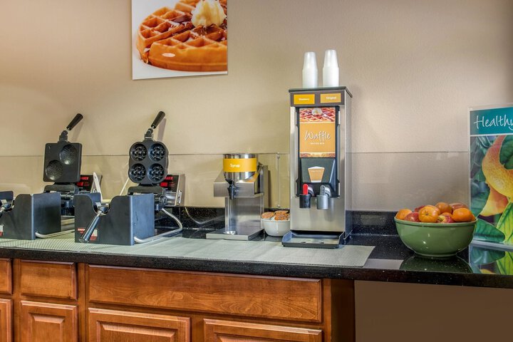 Breakfast/Coffee Service 39 of 47