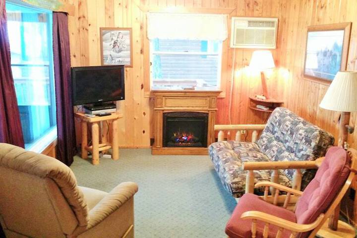 ANDERSONS NORTHLAND LODGE