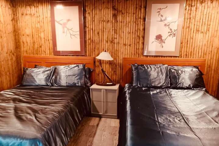 Room 3 of 16