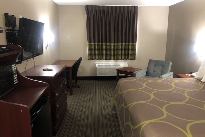 Room 10 of 45