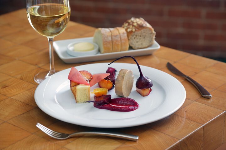Dining 84 of 131