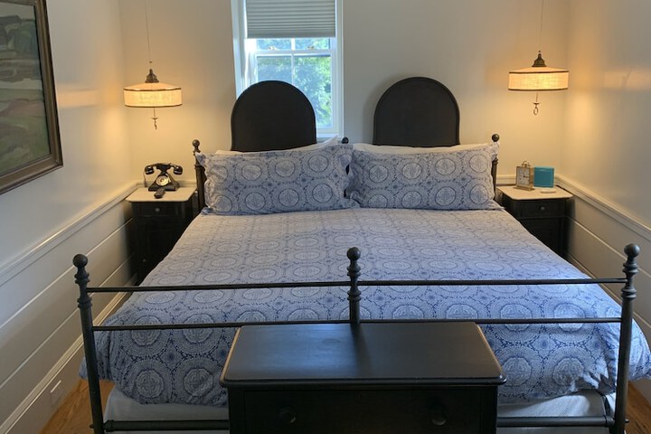 Room 34 of 72