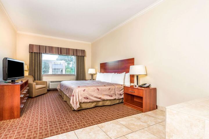 Room 14 of 50