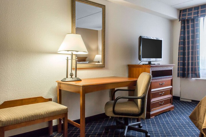 Room 13 of 29
