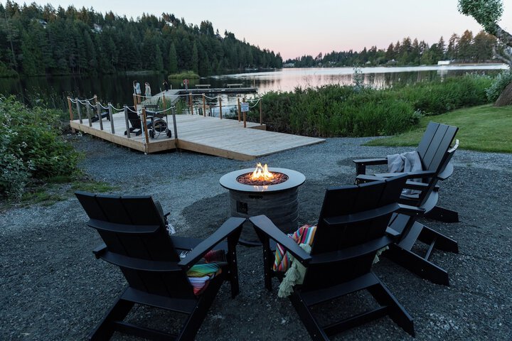 Inn on Long Lake