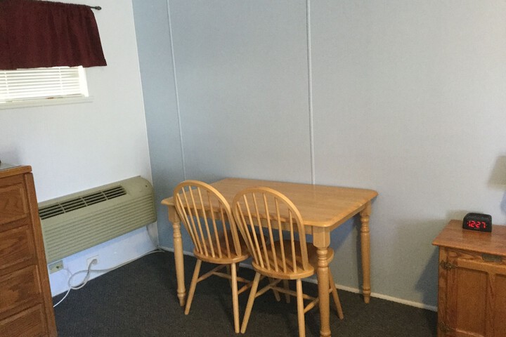 Room 32 of 86