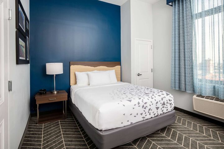 Room 12 of 31