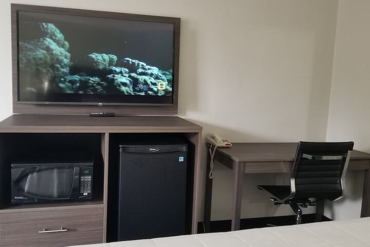 Room 15 of 18