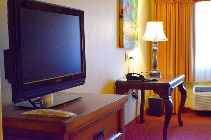Room 14 of 25