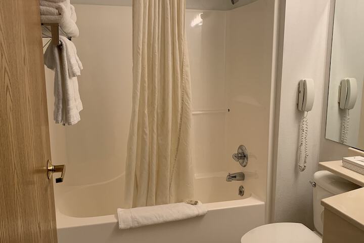 Room 31 of 61