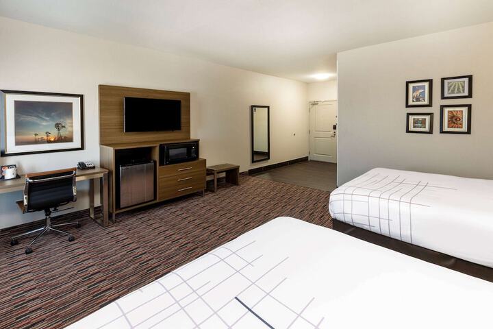 La Quinta Inn & Suites by Wyndham Wichita Falls - MSU Area
