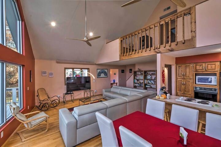 Lake Cumberland Home w / Deck + Water Access!