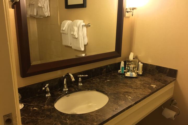 Omni William Penn Hotel