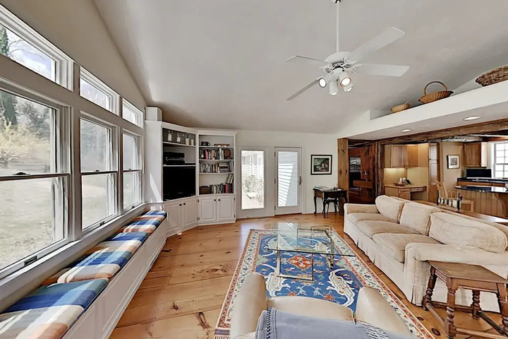 Timeless Cape Near Cold Storage Beach 4 Bedroom Home