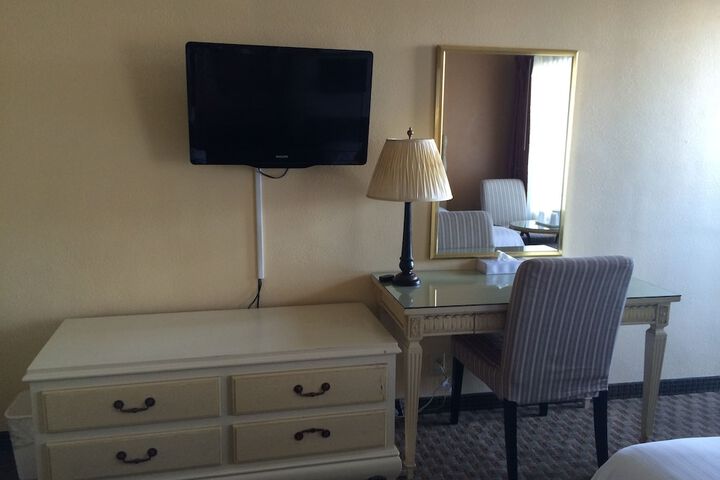 Room 16 of 59