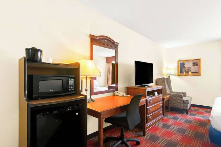 Room 19 of 25