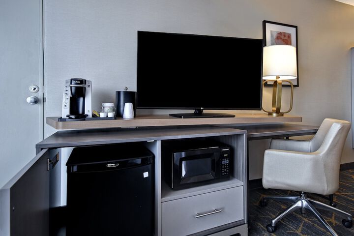 Room 64 of 170